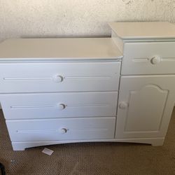PALI White Baby Dresser Changing Table