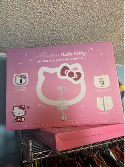 Hello Kitty Impressions Vanity
