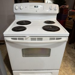 GE stove top oven