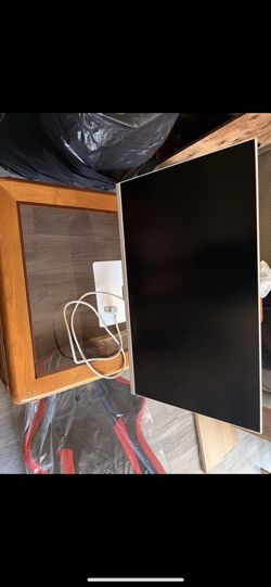 27 inch Smart Samsung TV