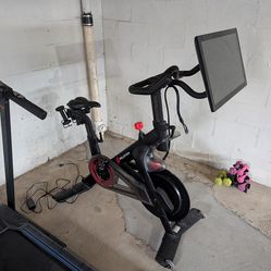 Peloton Bike