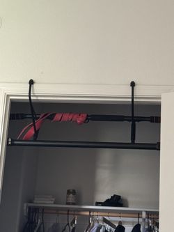 Pull Up Bar
