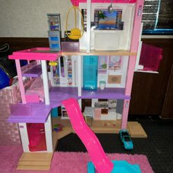 Barbie Doll House 