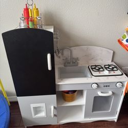 Kids Play Kitchen Set With Pots & Food