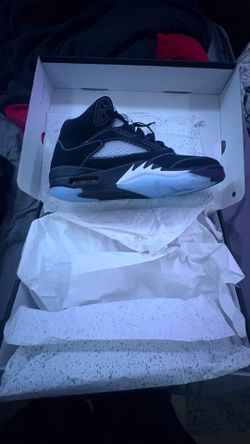 Jordan 5s unc