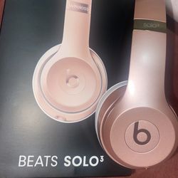 Beats Solo 3. 