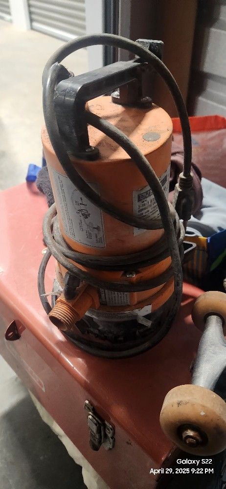 Subpump