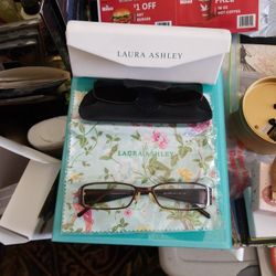 Eyeglasses  With Tinted Sunshade Q4085