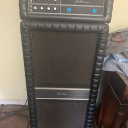 Kustom Bass Amp