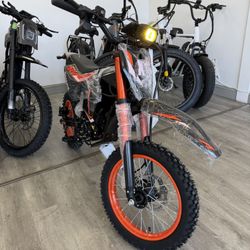 Qronge Spark X1 Dirtbike 50MPH