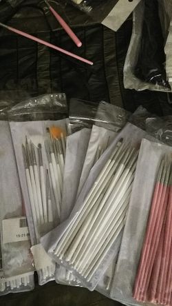 Nail art brushes
