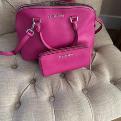 Pink Michael Kors 