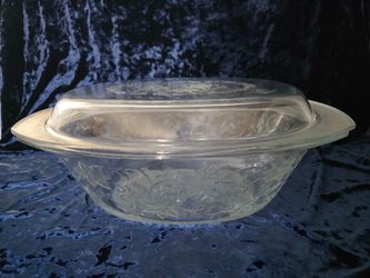 Princess House Crystal Large Oval Casserole Dish with Matching Lid