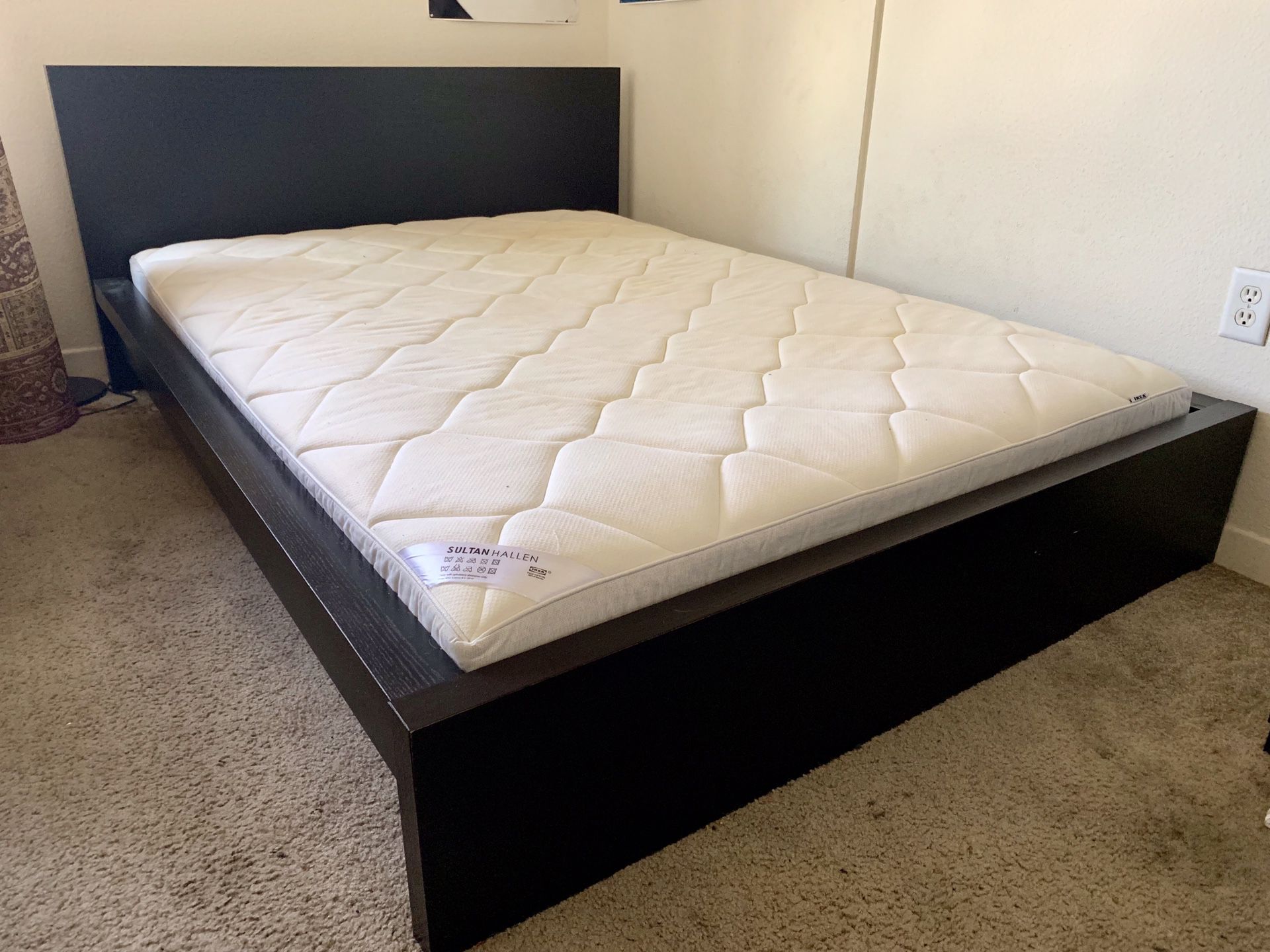 Full Mattress & Frame - (Perfect Condition) 1 month old!