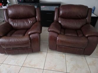 All Furniture must go sale (Recliners, bedrooms set, TV stand, printer card, Trundle Day bed etc)