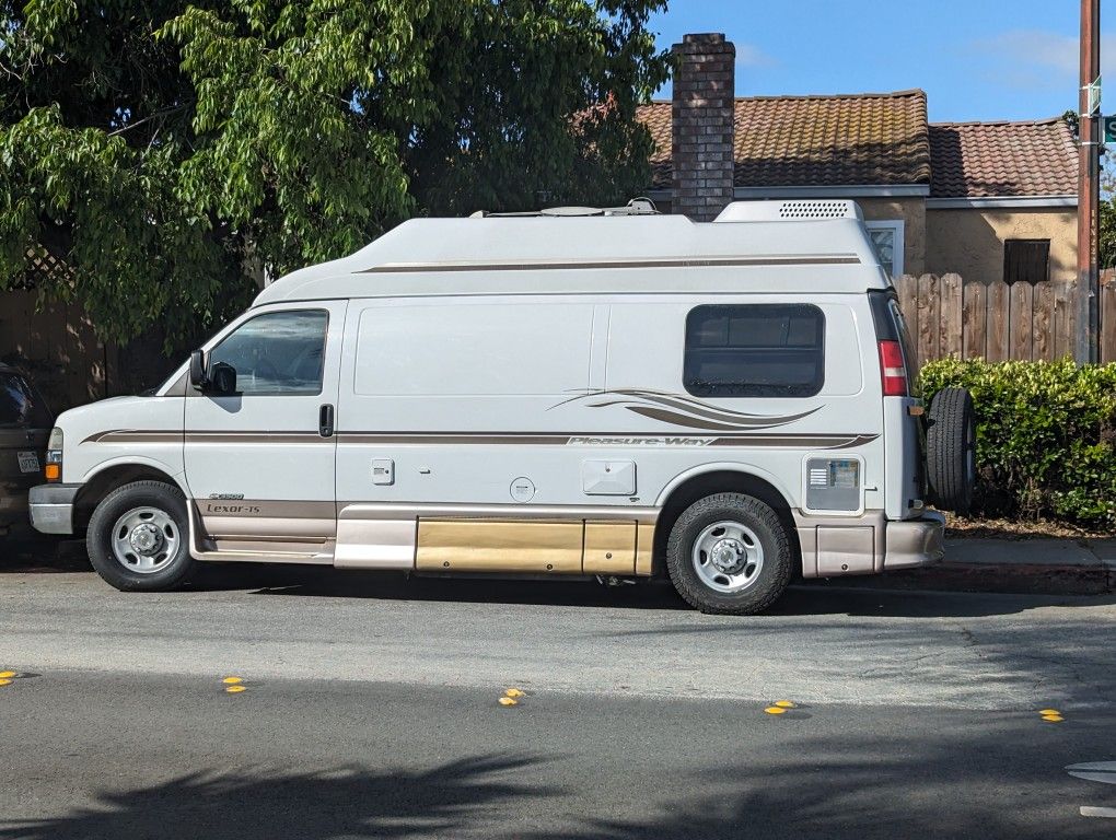 2004 Chevrolet Rv /Negotiable