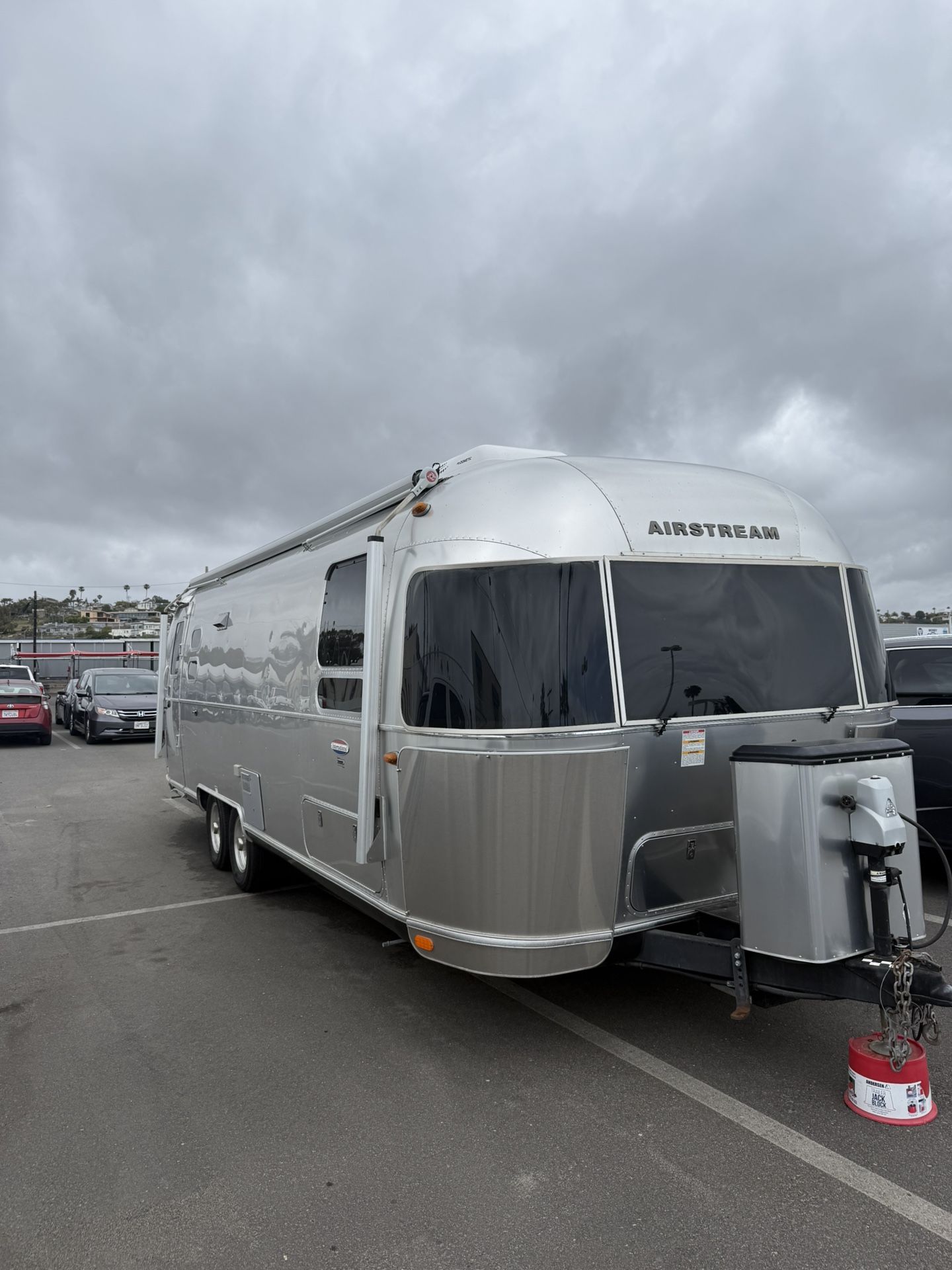 2019 International Signature Airstream