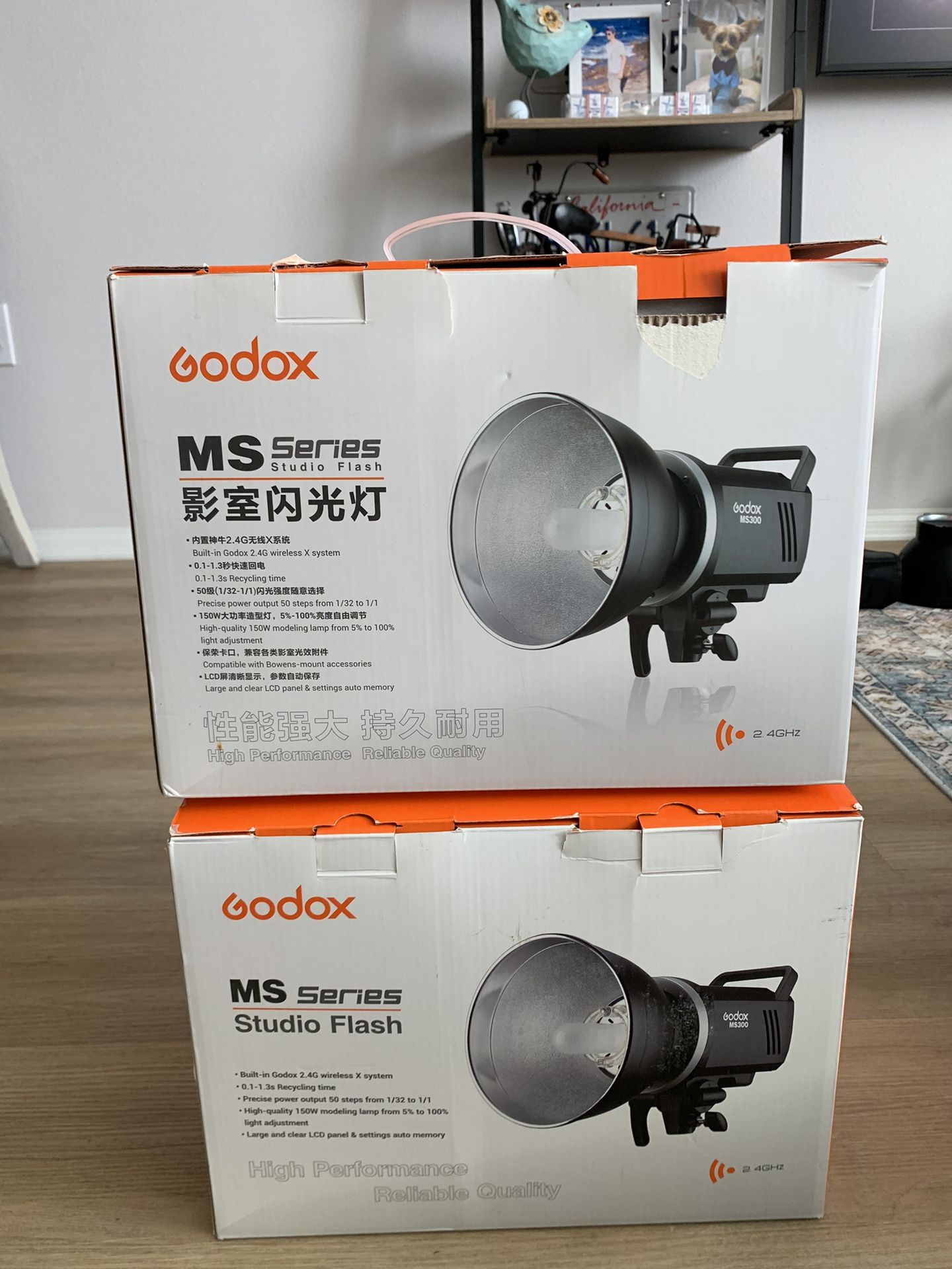 Godox MS300 Studio Strobe 300Ws 110V GN58 5600K Bowens Mount Monolight,( very good condition )