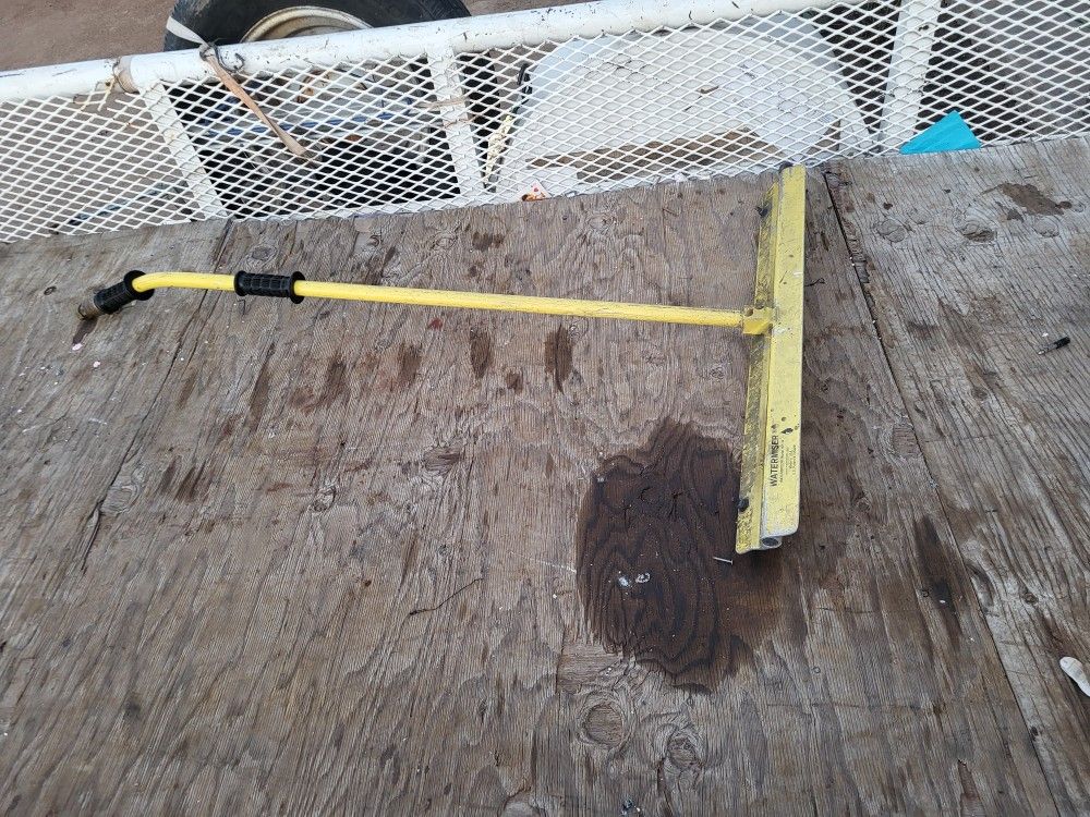 Watermiser Water Broom