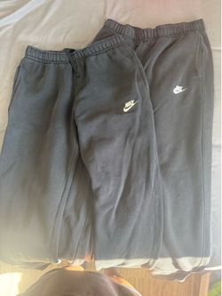 Nike sweatpants bundle