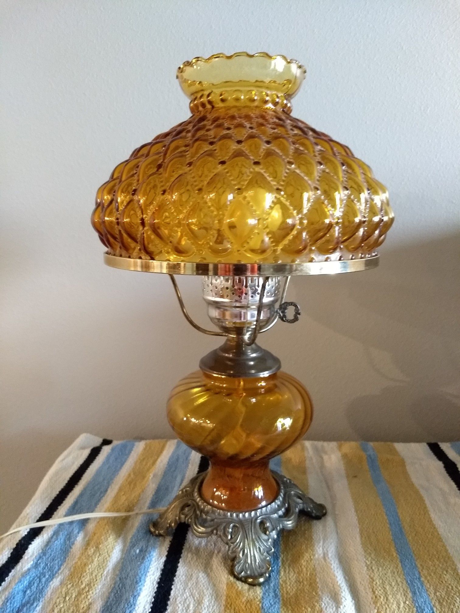 Vintage Amber lamp - still works