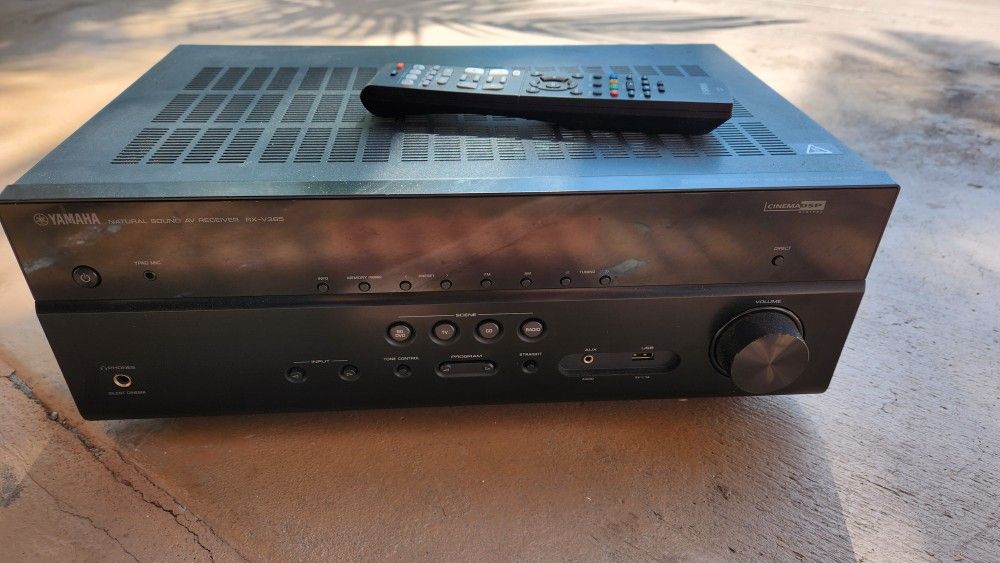 Yamaha Receiver. With Bluetooth