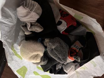 Bag of assorted socks