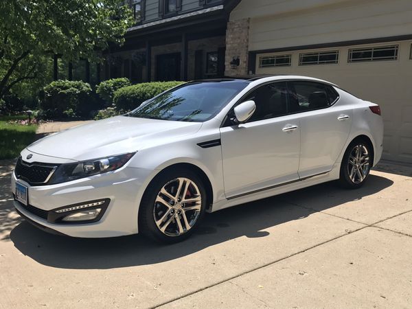 2013 Kia Optima SXL white fully loaded for Sale in Plainfield, IL - OfferUp