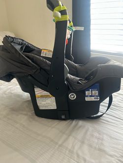 Infant car seat