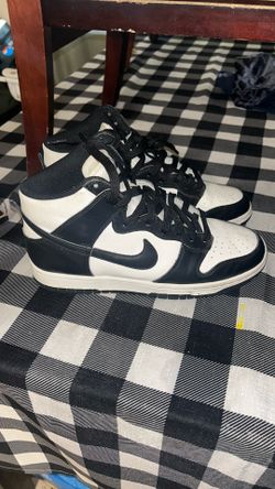 Nike Panda Dunks