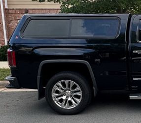 2016 GMC Sierra  Canopy Camper Only 1000 Or Make Best Cash Offer