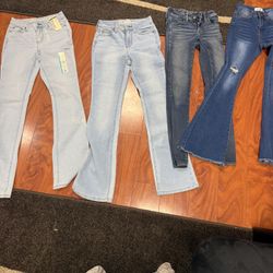 New Women’s Jeans