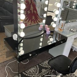 2 PC Vanity Set $958