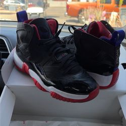 TWO TREY JORDANS USED