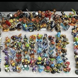 Massive Skylanders Lot Of Over 230 Figures Swap Super Chargers Giants Trap