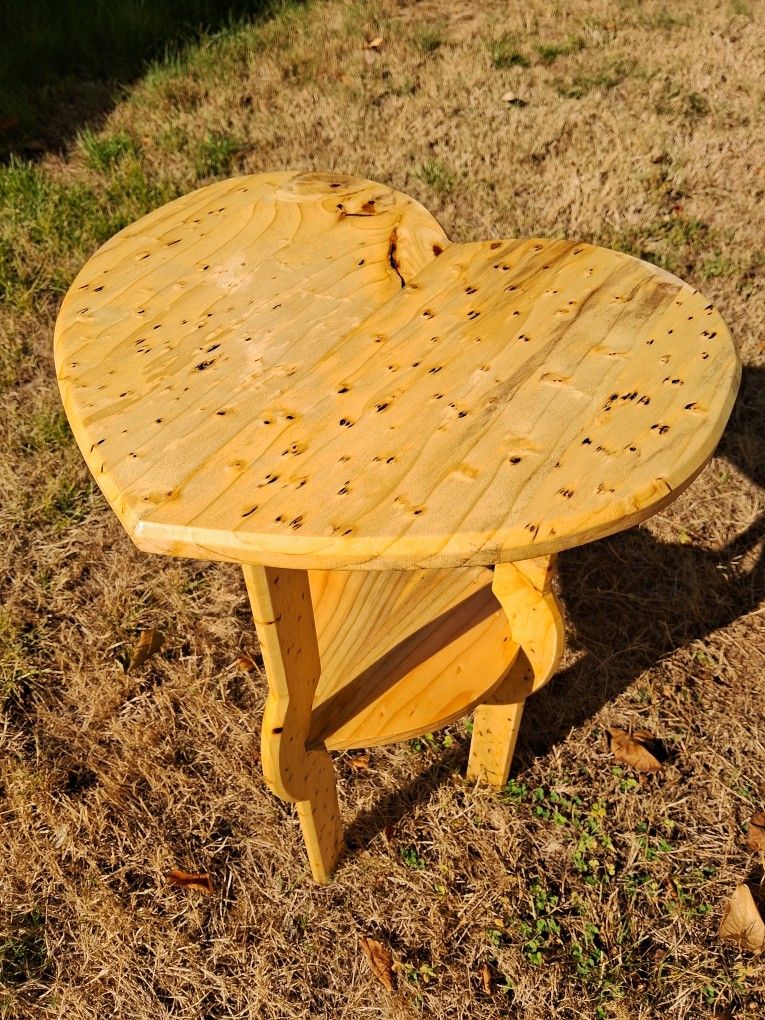 Birdseye Pine Table Plant Stand
