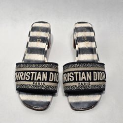 CHRISTIAN DIOR Embroidered Dway Heeled Slides 