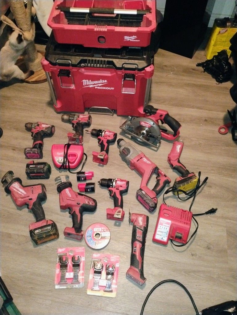 Milwaukee Tools