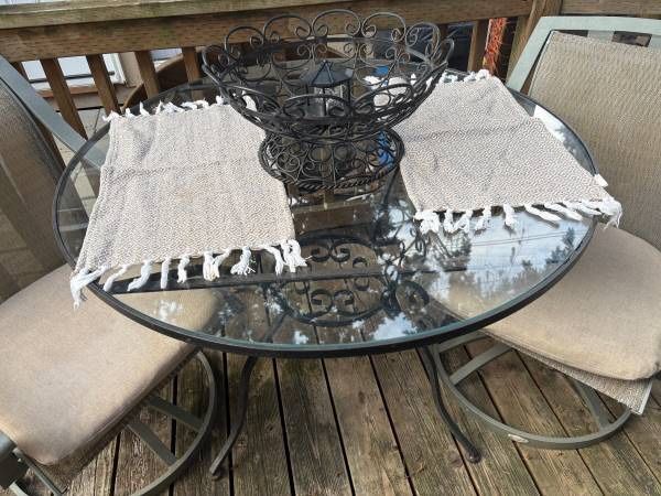 Seat Cushions 8 x 19 and Placemats Tan (2) 