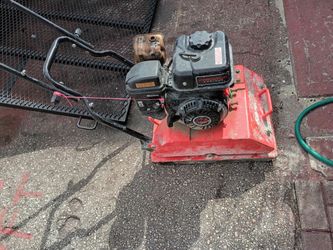 PLATE COMPACTOR READY TO USE NO ISSUES