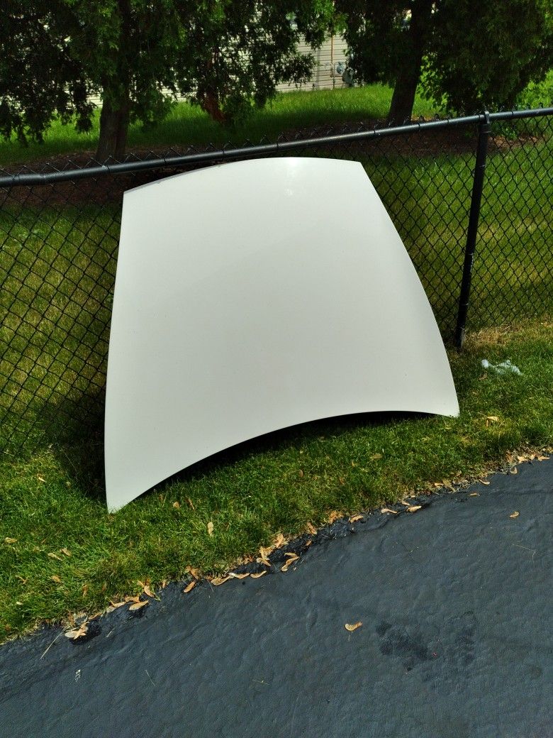 Porsche Cayenne Hood