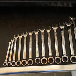 Husky 13 Piece Ratcheting Wrench Set New 