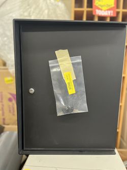 Polycarbonate Housing With Lock 