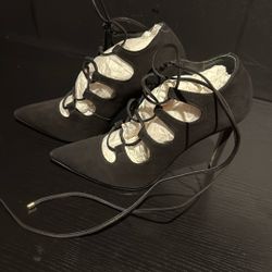 Woman’s Steve Madden Size 6.5