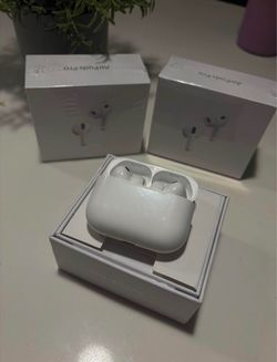*READ DESCRIPTION* AIRPODS VENDOR Free Make offer