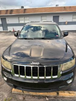 2012 Jeep Grand Cherokee negotiable