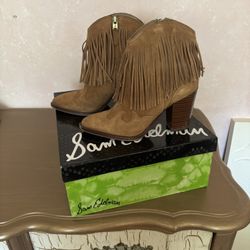 Suede Fringed Boots