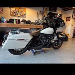 2023 Harley Davidson Road Glide ST