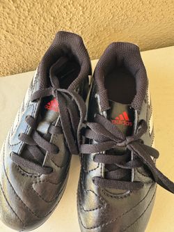 Original Adidas Soccer Cleats Shoes for kids boys girls unisex size 10