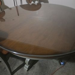 Table, 2 Side Tables, And Chairs